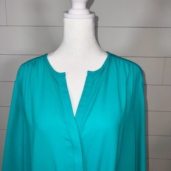 Peter Nygard Turquoise 3/4 Sleeve Button Down Blouse with Tie Waist Size 10 - Picture 3 of 12